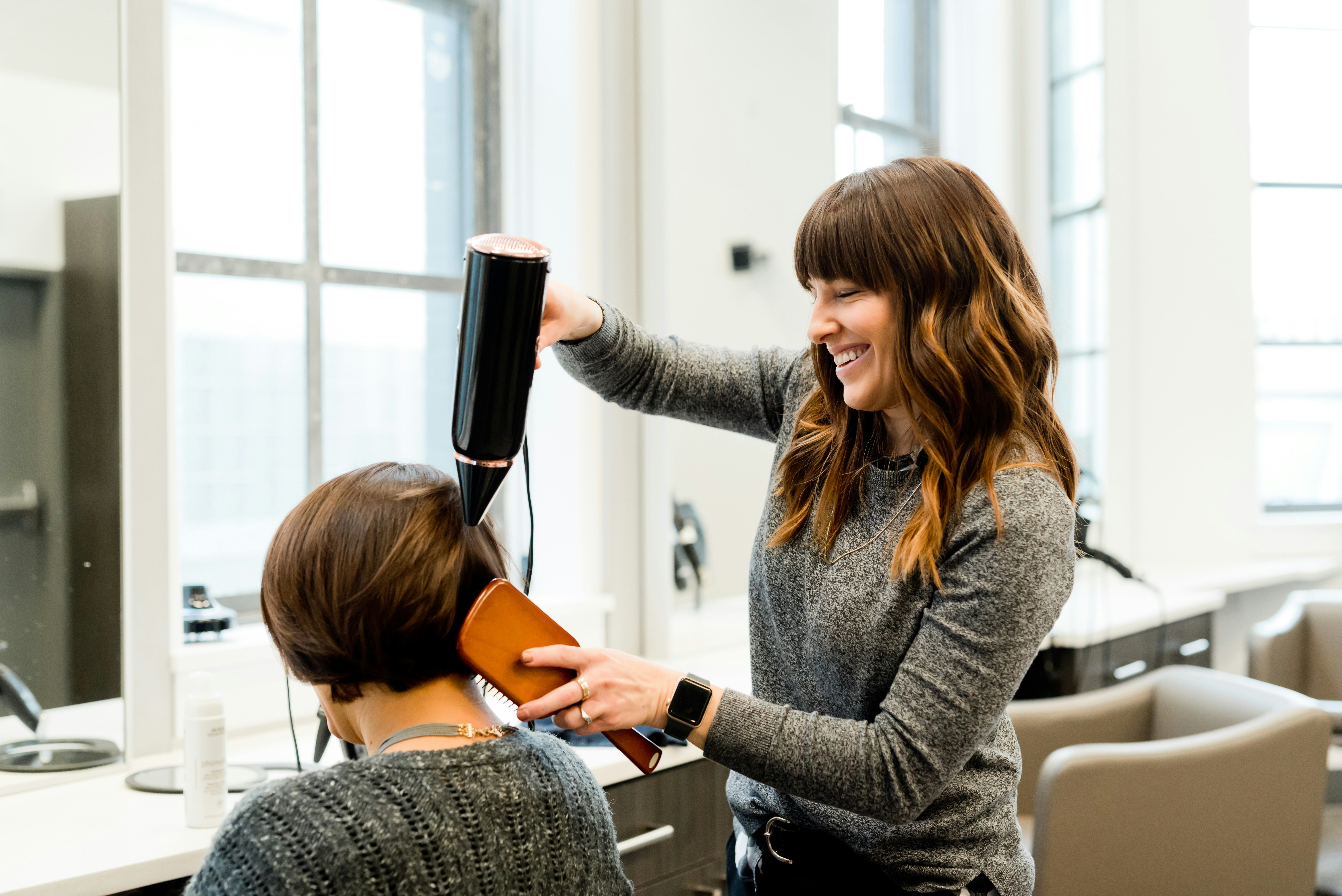 Salon app on phone
